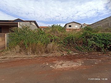 Terreno a venda - Monte Claro