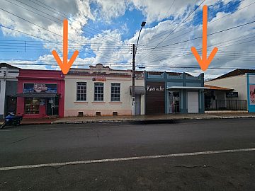 Casa com ponto comercial